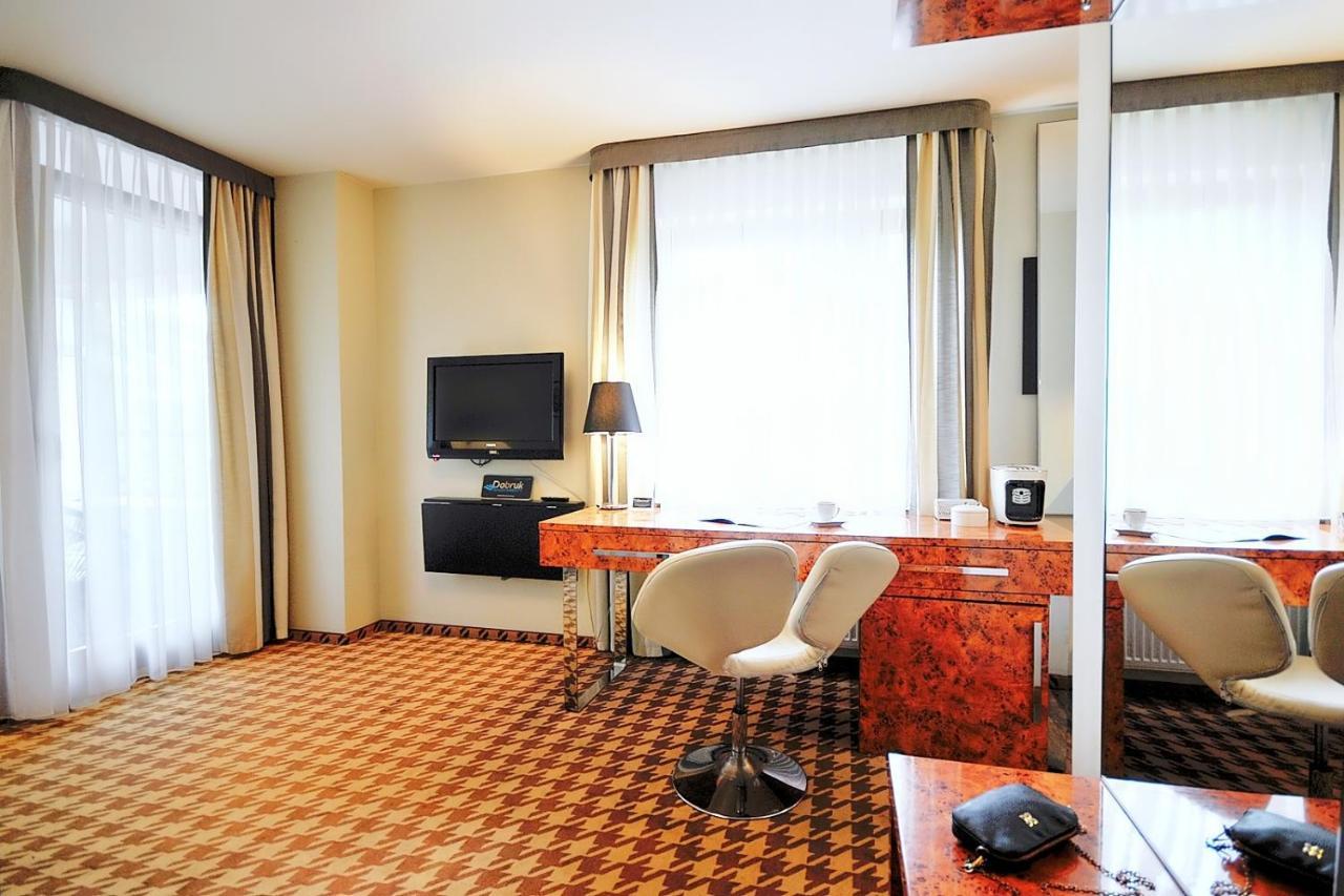 119 W 5 Gwiazdkowym Royal Tulip Sand 200 M Plaza Dobruk Apartamenty 科沃布热格 外观 照片