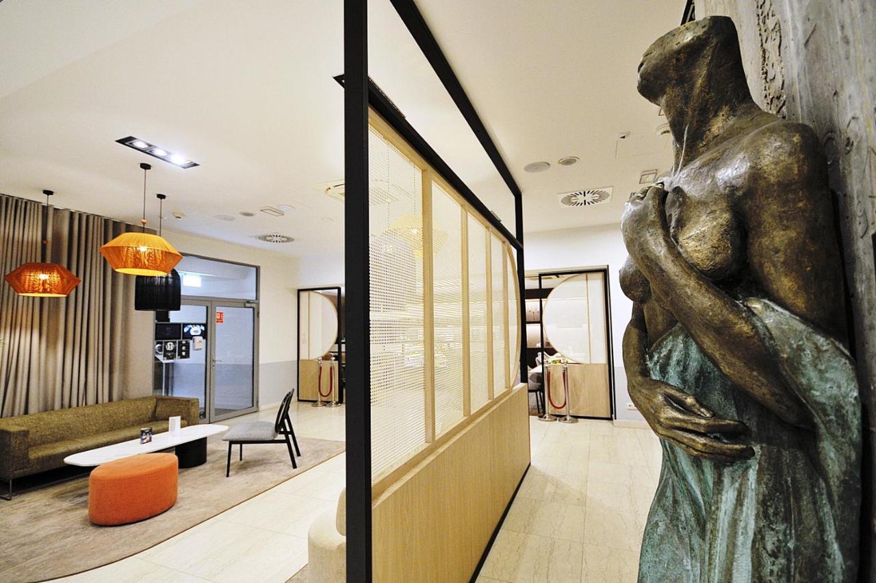 119 W 5 Gwiazdkowym Royal Tulip Sand 200 M Plaza Dobruk Apartamenty 科沃布热格 外观 照片